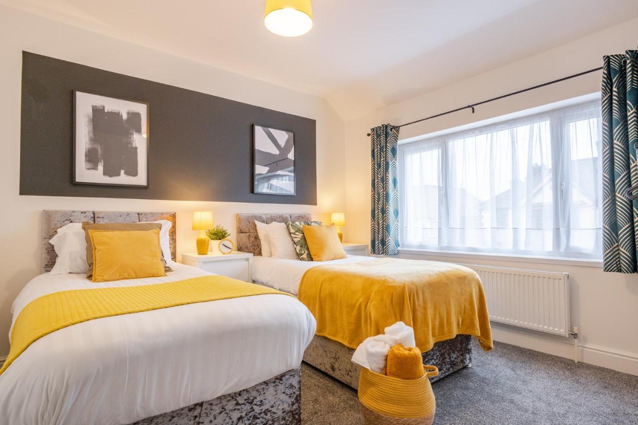 Hazel House Apartman West Bromwich Kültér fotó