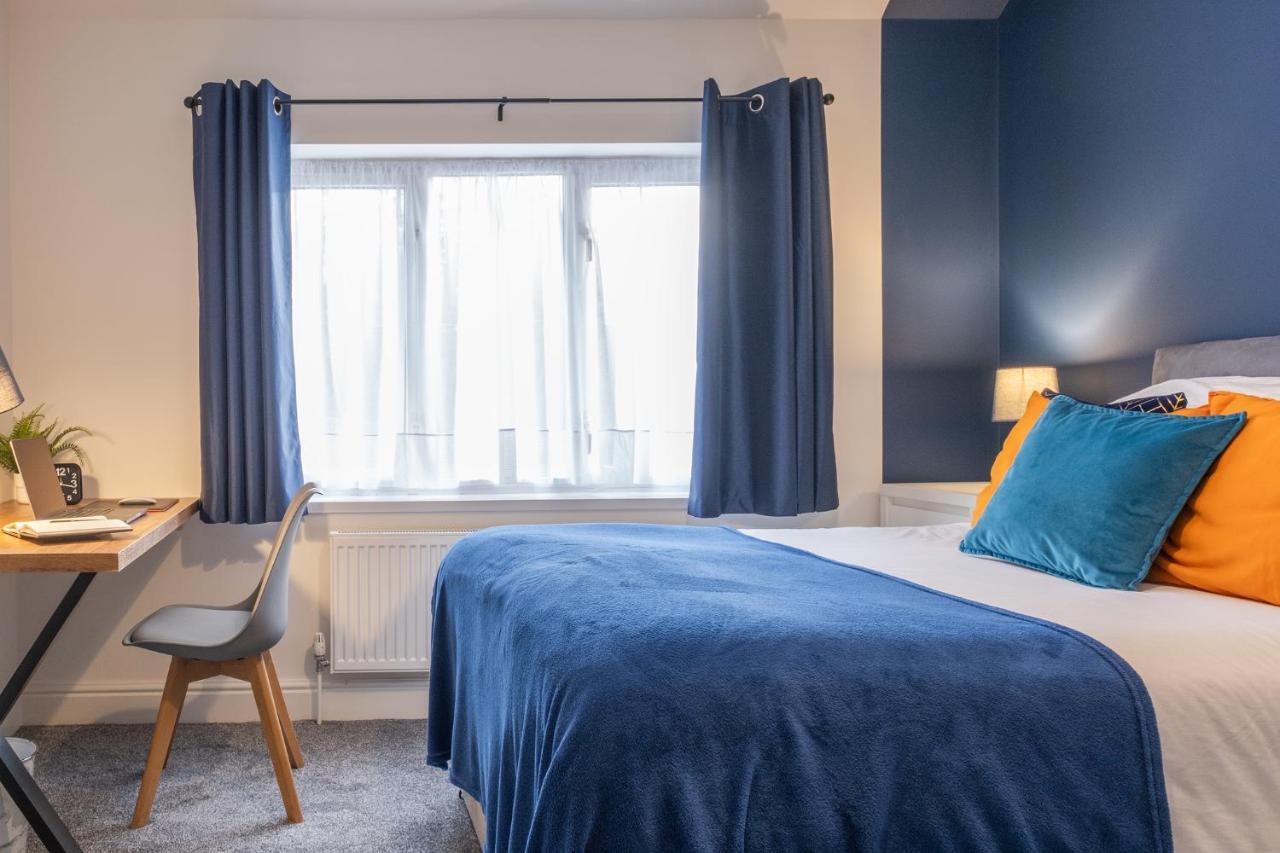 Hazel House Apartman West Bromwich Kültér fotó