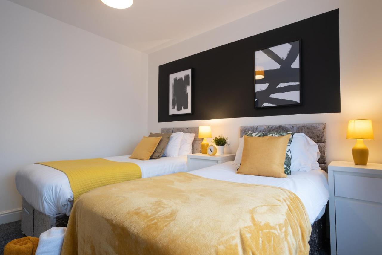 Hazel House Apartman West Bromwich Kültér fotó